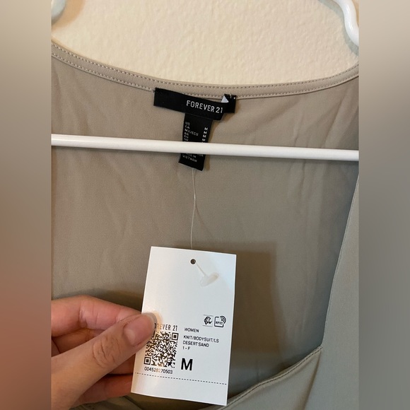 BRAND NEW Forever 21 Nude Bodysuit - Picture 5 of 6